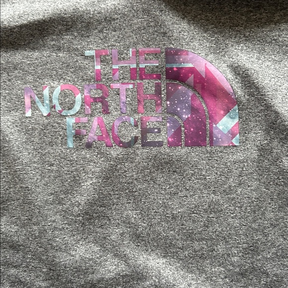 The north face sporty, casual, minimalist women’s hoodie size small petite - Picture 2 of 9